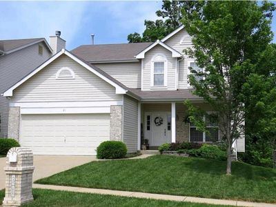 31 Upper Bluffs View Ct, Eureka, MO, 63025