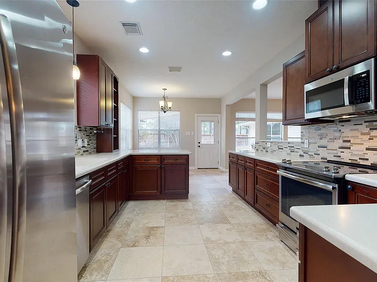 20802 Newbury Park Dr — Photo 23