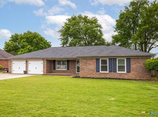 2205 Victoria Dr SW, Decatur, AL 35603