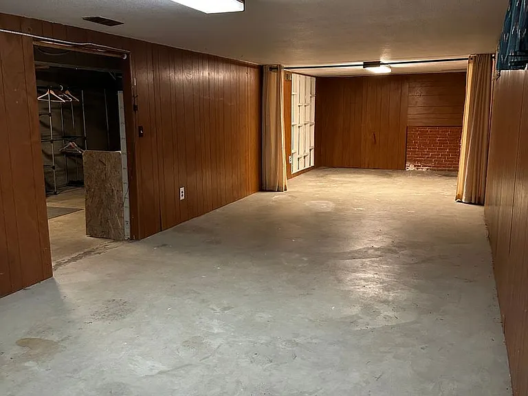 4227 Stone St — Photo 16