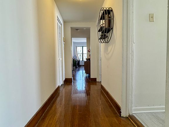 5th image of 5047 N Glenwood Ave Floor 3