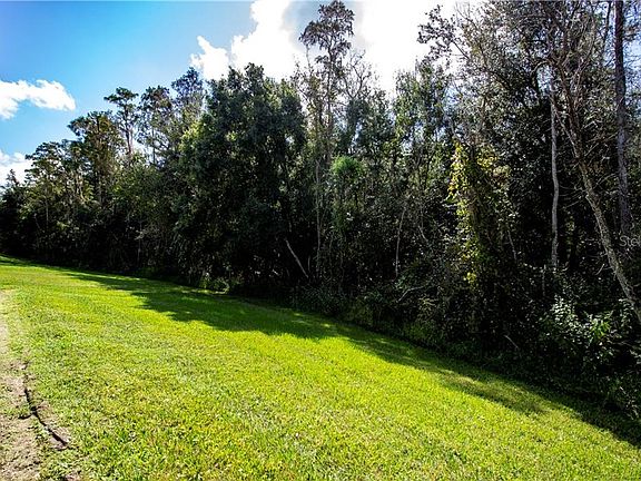 4th image of 4668 Cumbrian Lakes Dr