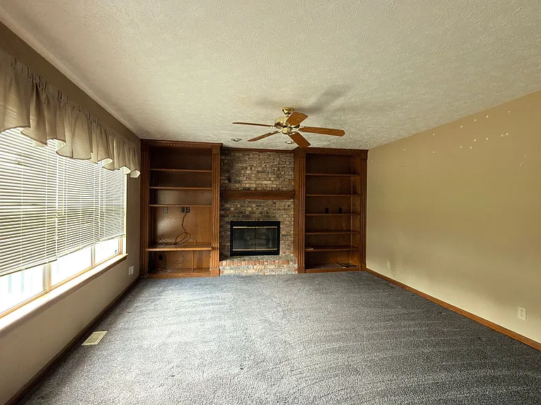 5 S Brookfield Dr — Photo 8