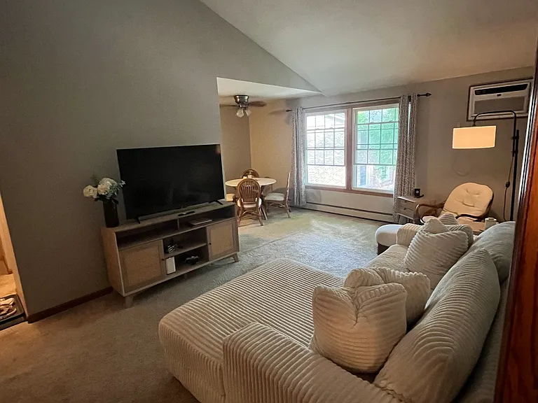 4518 Cedar Lake Rd #6 — Photo 3