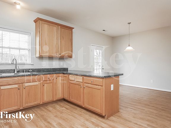 5th image of 651 Cotton Brook Dr