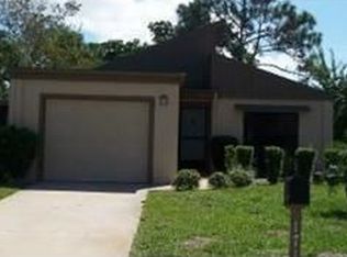 171 Woodside Dr, Melbourne, FL 32940