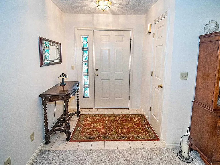 7844 Crystal Ct — Photo 16