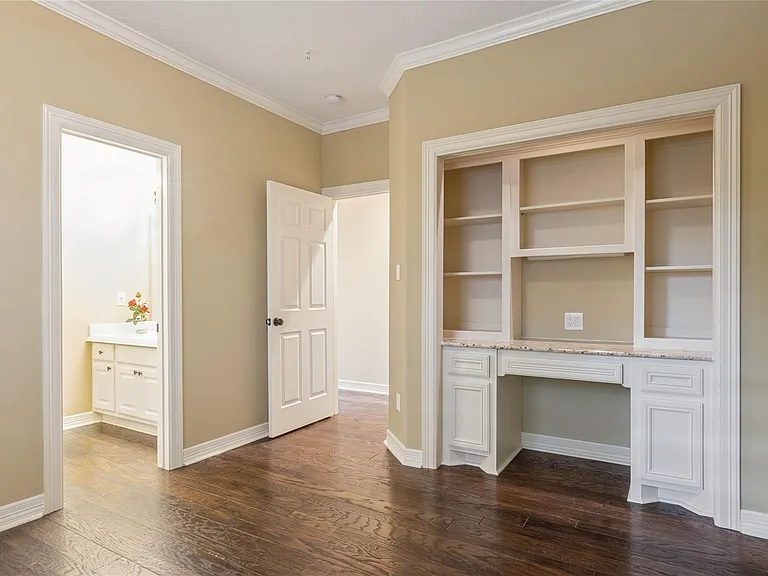 5306 Norborne Ln — Photo 24