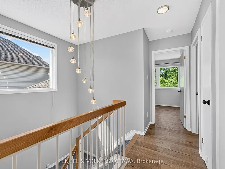 2123 Esprit Dr — Photo 28