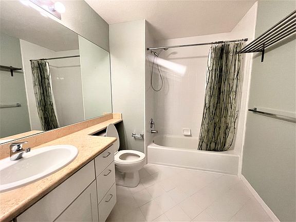 5th image of 8300 Oceanview Ter APT 207