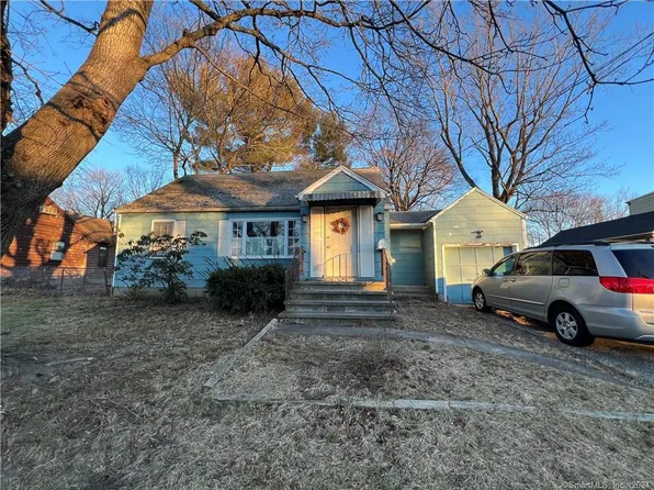 294 Hooker Road, Bridgeport, CT 06610