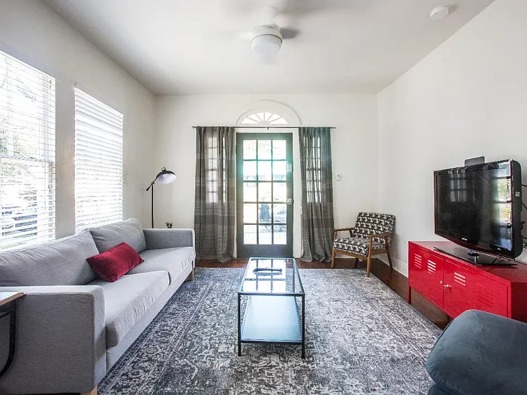2223 Soniat St — Photo 14