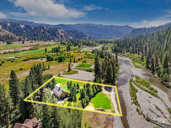 3653 N Elk Valley Way, Featherville, ID 83647