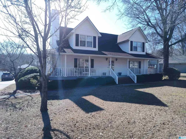 1840 Pleasant Ridge Dr, Sylacauga, AL 35150