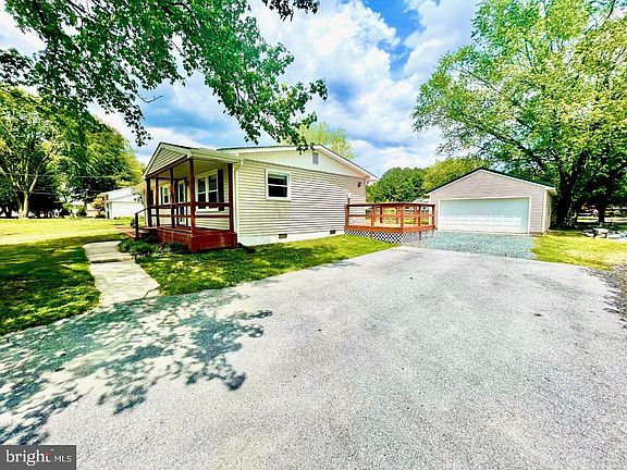 3rd image of 6833 Havassy Dr