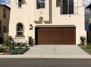 1262 Via Candelas, Oceanside, CA 92056