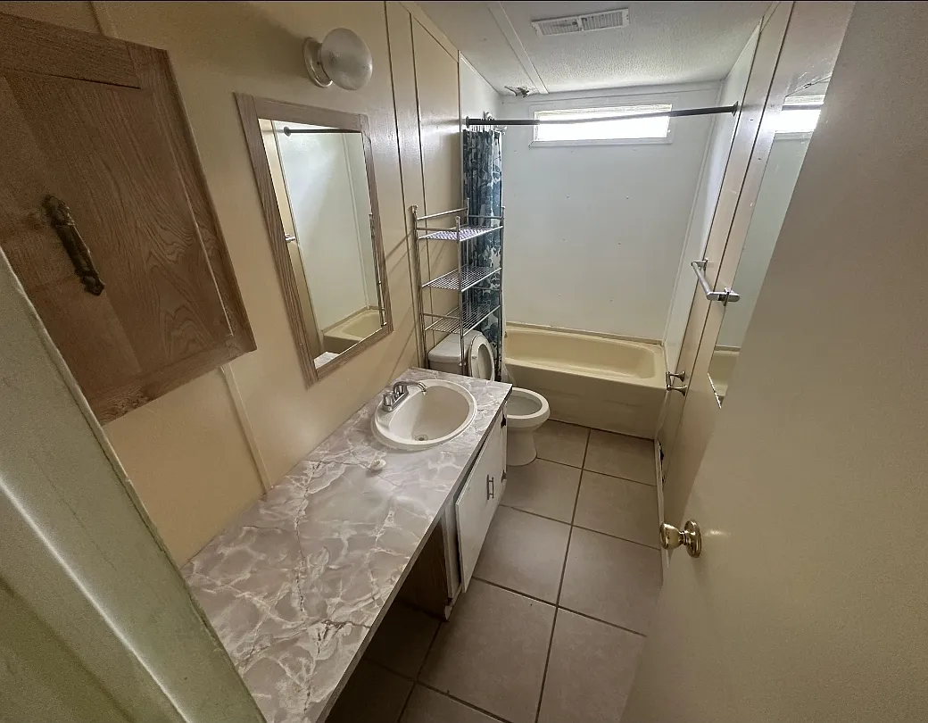 140 Mattingly Ln — Photo 3