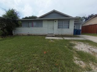 1017 Hickory Hill Dr, Kirby, TX 78219