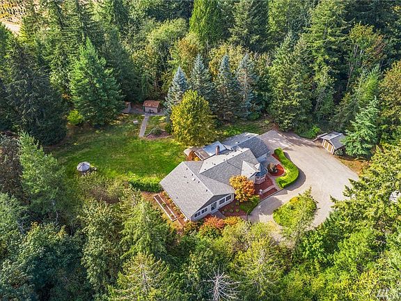 2nd image of 10721 Ramona Ct SW