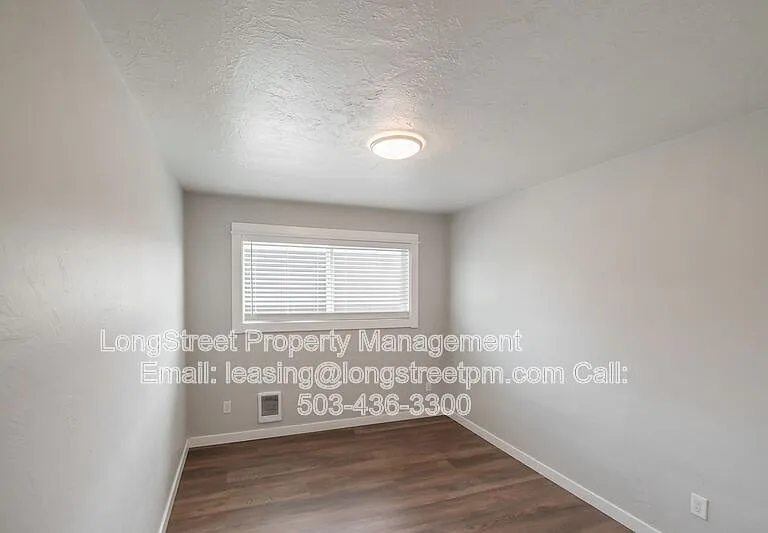 208 5th Ave SE #208 — Photo 28