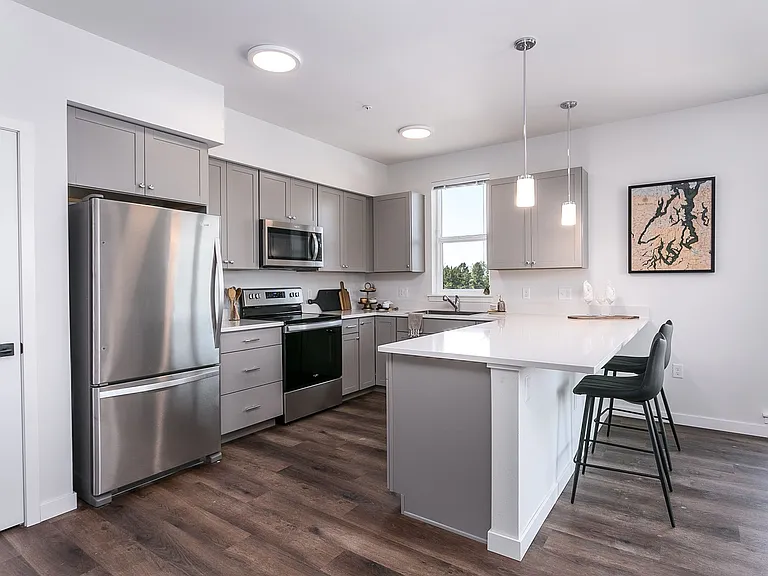 The Vantage - Bellingham's Premier Apartment Building — Photo 6