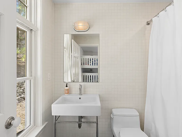 12 Lantern Ln — Photo 16