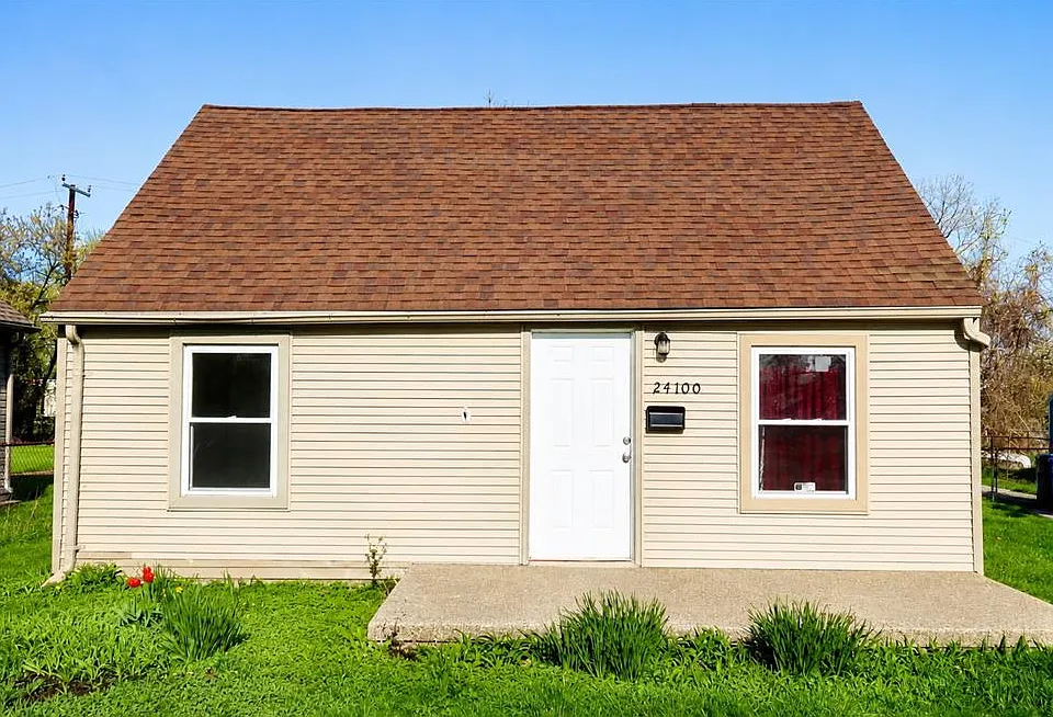 24100 Berry Ave