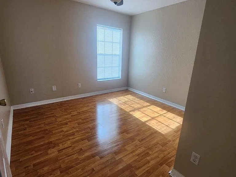 161 Eagle Point Blvd — Photo 6