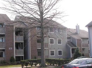 816 Ravens Crest Dr, Plainsboro, NJ 08536