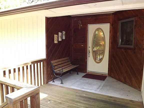 2nd image of 4 Ouse Ln