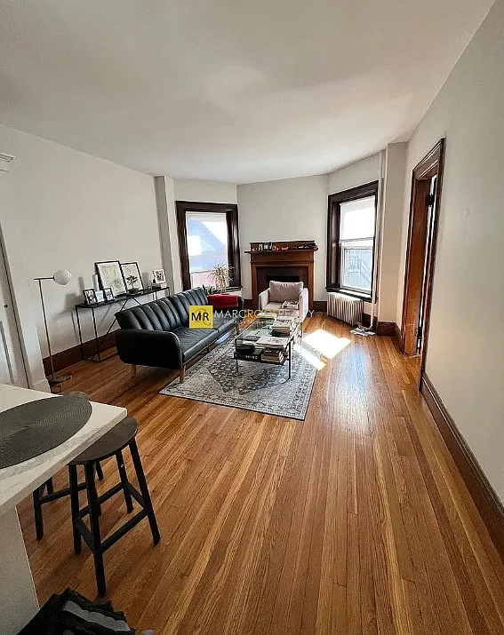 1 bed, $2,200 — Photo 4