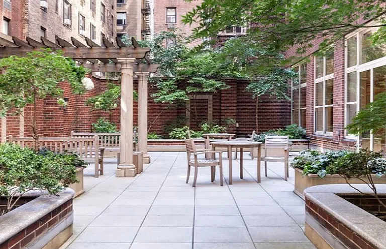 120 E 87th St #R16K — Photo 9