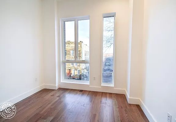 3rd image of 406 Cornelia St #5B
