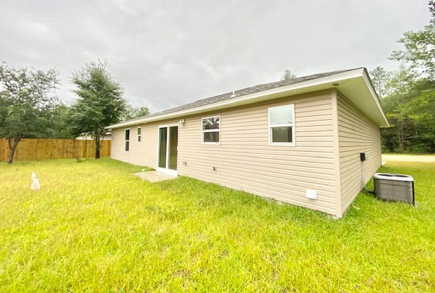 331 Passion Flower Street Defuniak Springs, FL 32434 — Photo 4