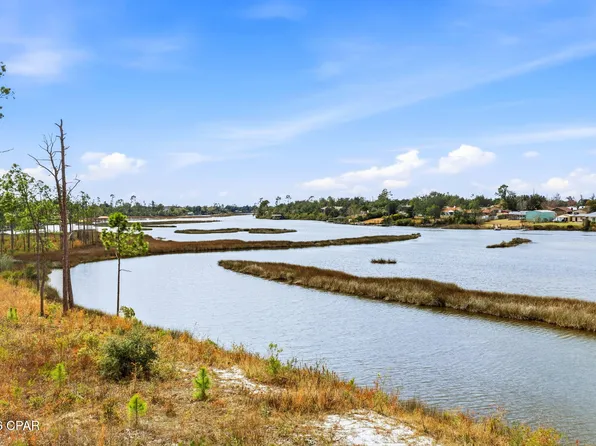 299 Hugh Thomas Dr, Panama City, FL 32404