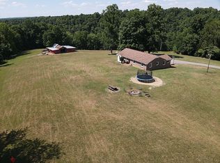 1099 Bill Duke Rd, White Bluff, TN 37187