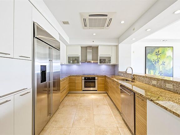 5th image of Plantation Vlg #Penthouse 404