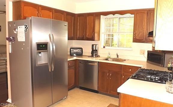 5th image of 151 Alexander Dr