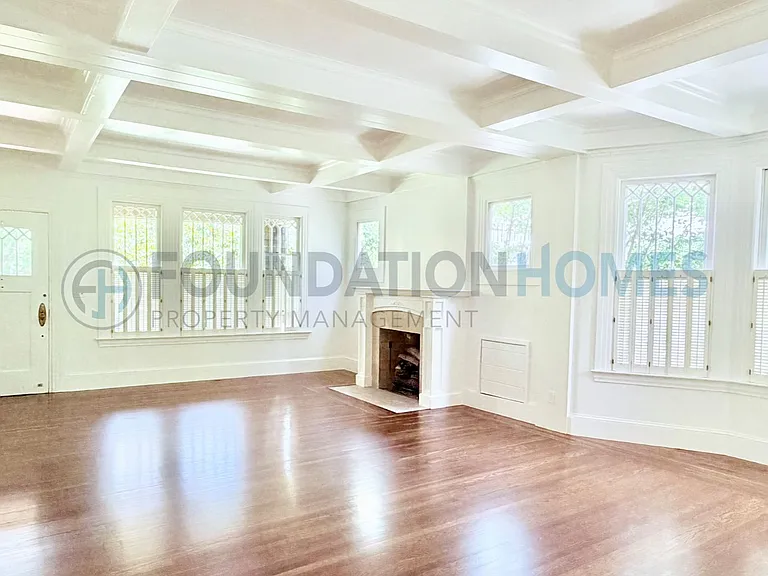 115 Lagunitas Rd — Photo 9