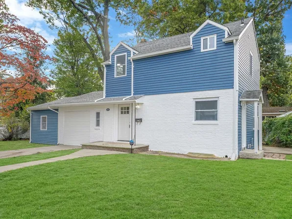 35 W Pennywood Avenue, Roosevelt, NY 11575