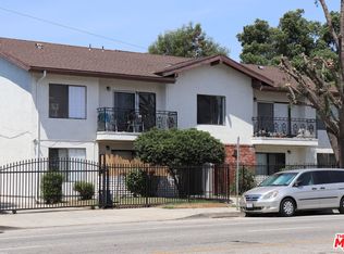 6859 Woodman Ave, Van Nuys, CA 91405