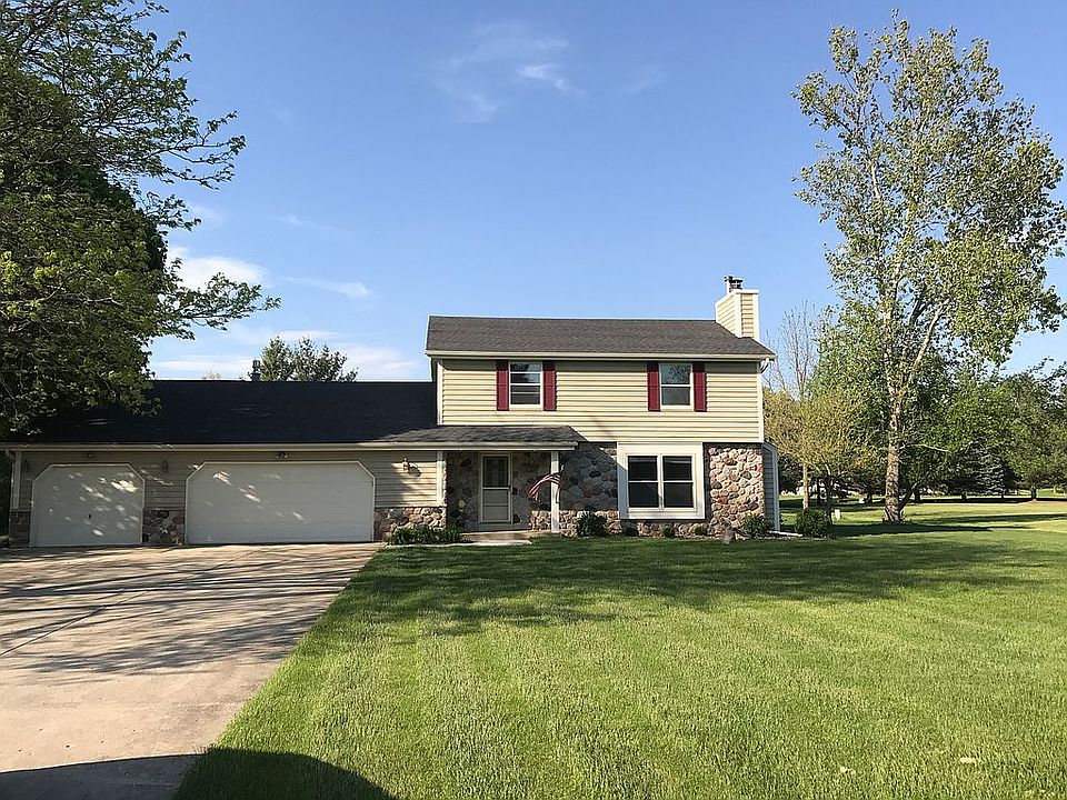 1st image of N71W27022 Meadow Wood Ln