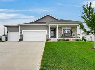 1608 Southbridge Dr, Adel, IA 50003
