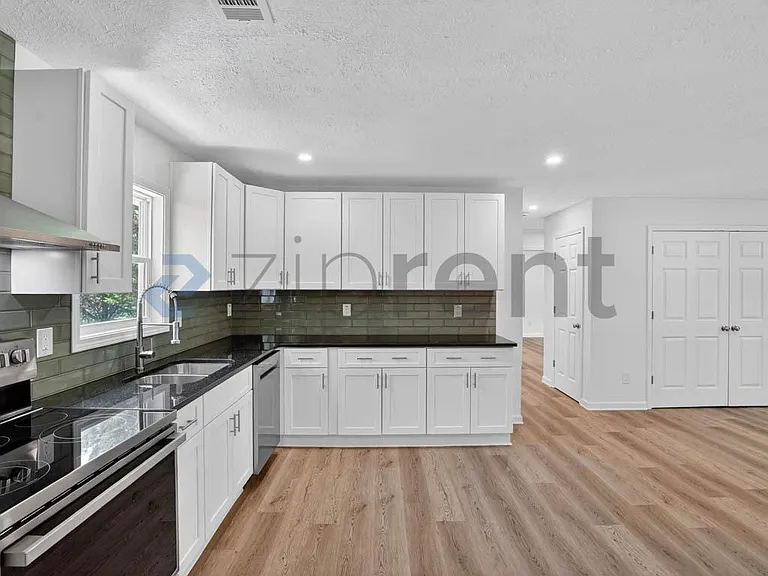 500 Camp Creek Cir #1 — Photo 8