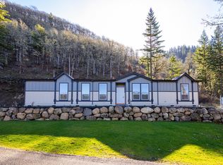 698 Highway 141, White Salmon, WA