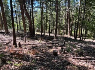 347 Flounce Rock Rd, Prospect, OR 97536