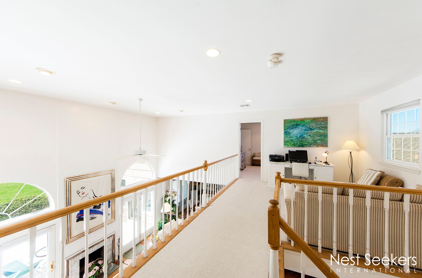  Sunny Second Floor Landing