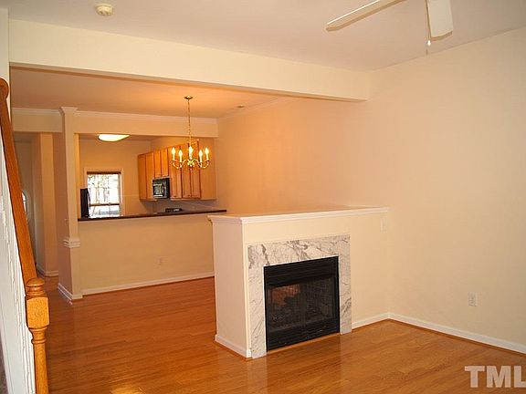 3rd image of 1866 Birmingham Dr