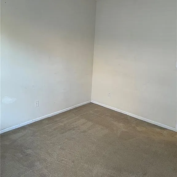 305 Garcia Dr — Photo 4