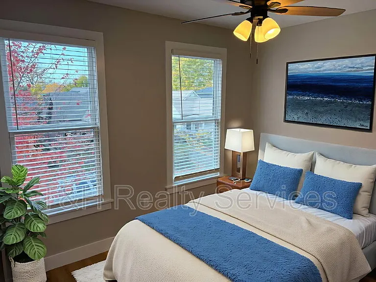 529 N Highland Ave — Photo 15